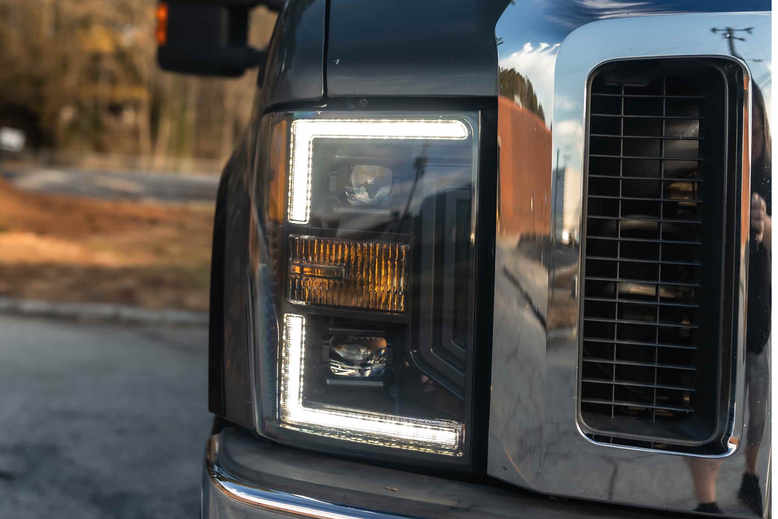 08-10 Super Duty XB Hybrid LED Headlights | Morimoto LF555